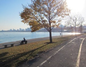 lake front bike path